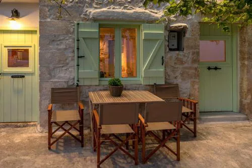 Mourelo Home