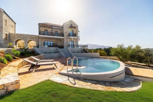 Villa Falcos by PosarelliVillas