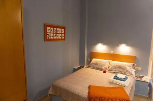 Bright studio near the beach with balcony #3