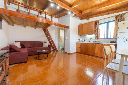 Charming Loft with Lovely Yard