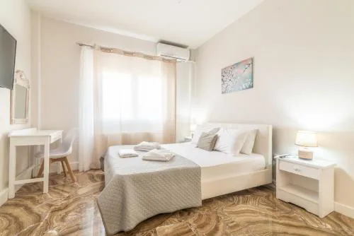 Stylish Apartment near the Beach with parking