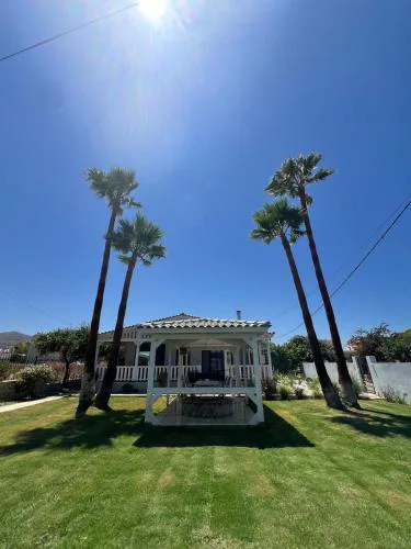 Casa Manos, about 1 minute from Sea!