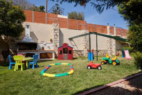 Family friendly Villa Thallos