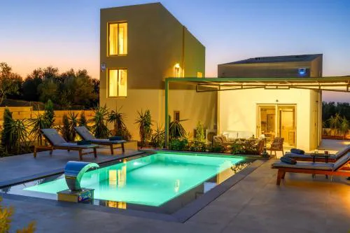 Villa Thalassa & Villa Elia - Luxury Villas with Private Heated Pool