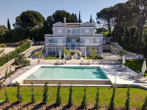 The Seven Islands Deluxe Apartments