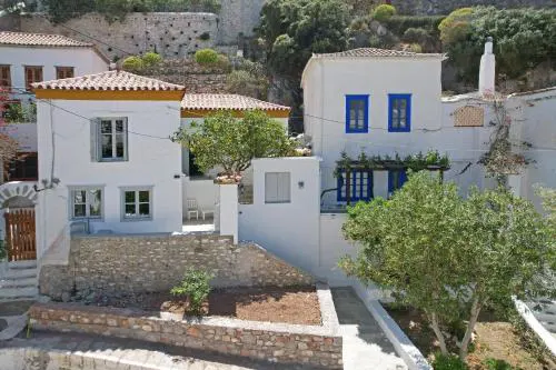 Douskos Citrus Apartments