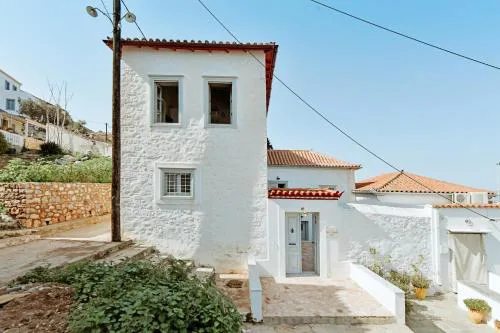Earino apartments