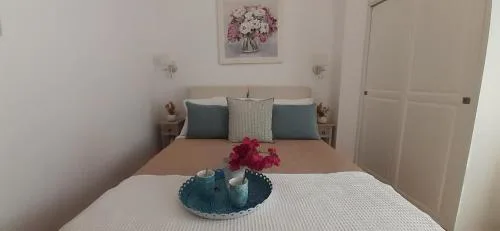Hydra Apartment
