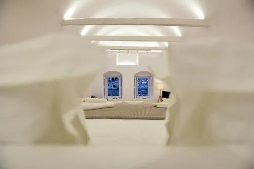 Hydra Hospitality Port Apartment