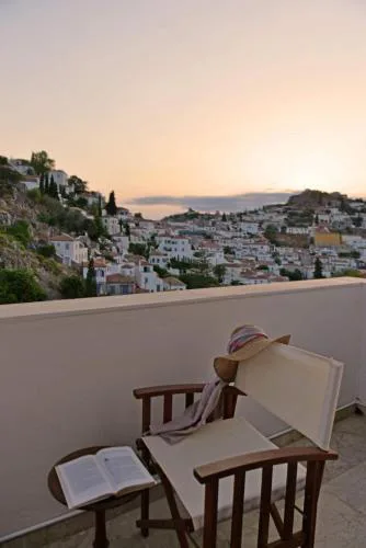 Xirouchakis Eva Charmy house