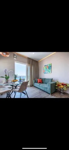 Big Blue suites 1