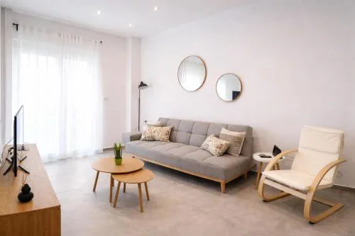 Cozy apartment by the sea