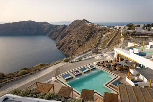 Amaze Suites