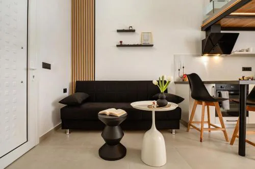 Pnoé- Apartment overlooking the Aegean Sea