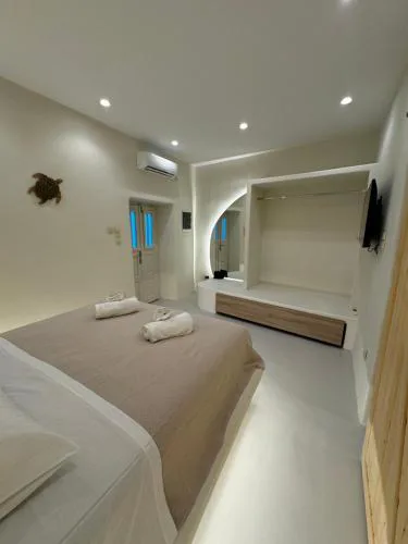 White Sand Jacuzzi Suite