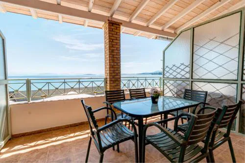 Ionelia Seaview Apartment 2