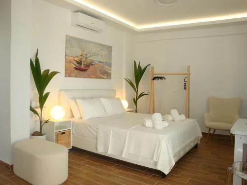 Centre Penthouse With SeaView