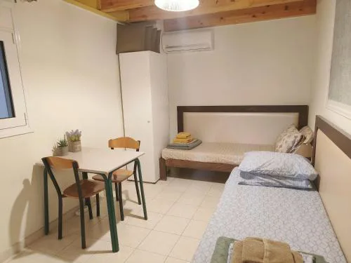 Emerald Apartment