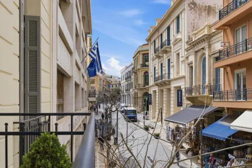 Hospi Living Empire Suites