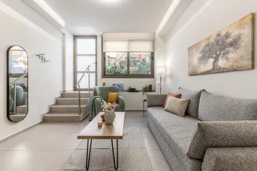 Manelia, ground floor, central apartment