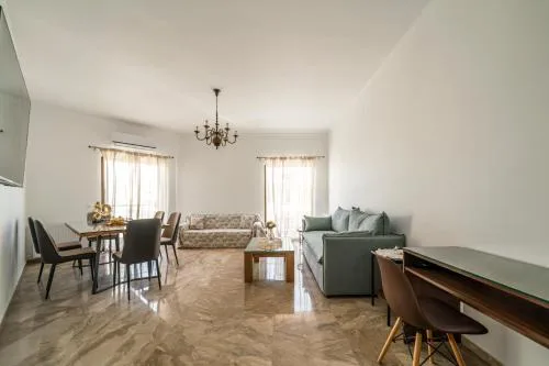 NEON 2BR Luxurious Central Apt Heraklion