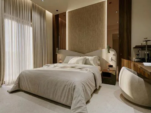 Nesean Plaza Hotel