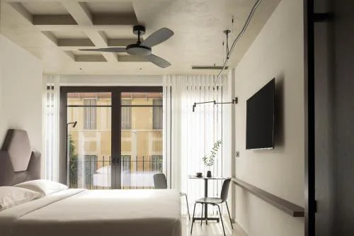 Pleiades Urban Stay by Semavί