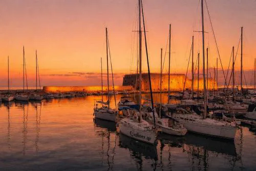 Private Sailing Cruise with Overnight in Dia Island or Heraklion Marina