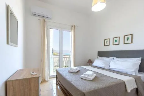 Spacious seaview apartment in Heraklion
