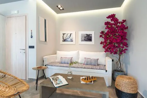 Elia & Anthos Deluxe Suites