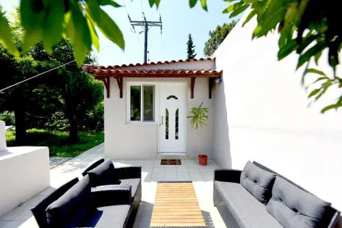Liri family paradise Danis house