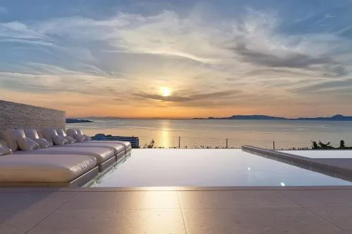 Monte Smith Aether & Aura Villas