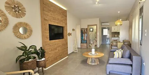 Aeraki Luxury Apartment