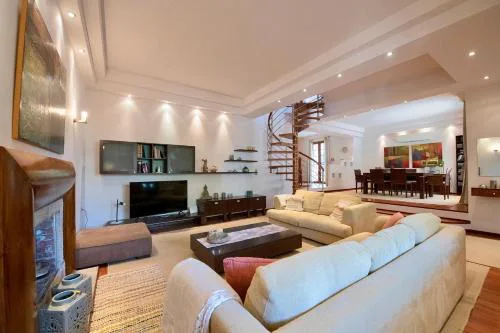 Anthemis Luxury Villa