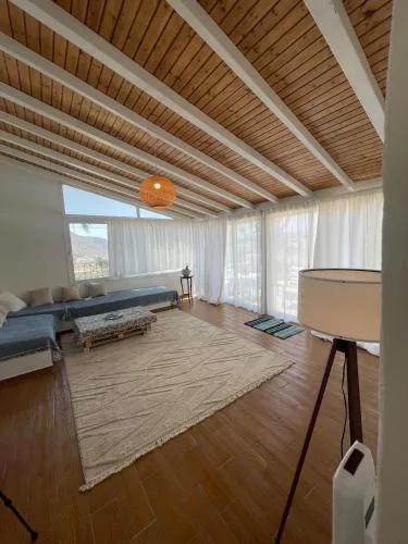 Ouzaki Luxury Villa