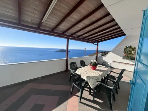 Sunset Studio Apartments