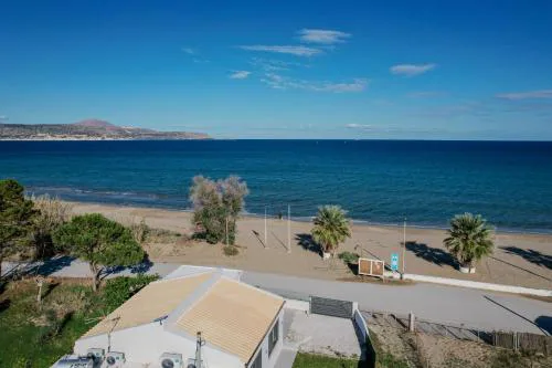 Seawhisper Villa