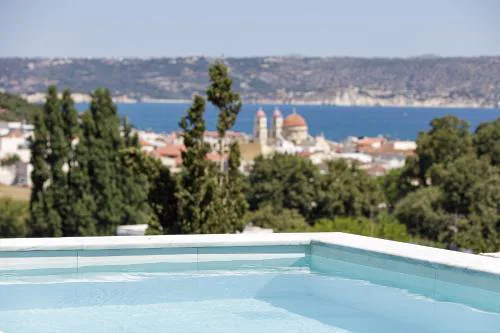 Villa EsHi w Private Pool & Scenic Sea View