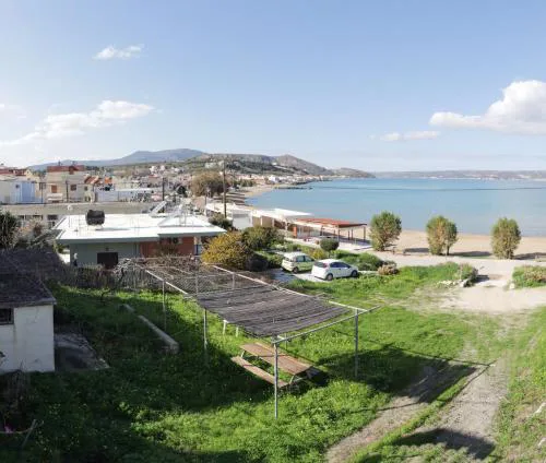 Villa Kimi - Costal retreat with sea views!