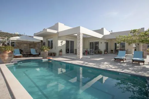 Villa Urania Kamilari
