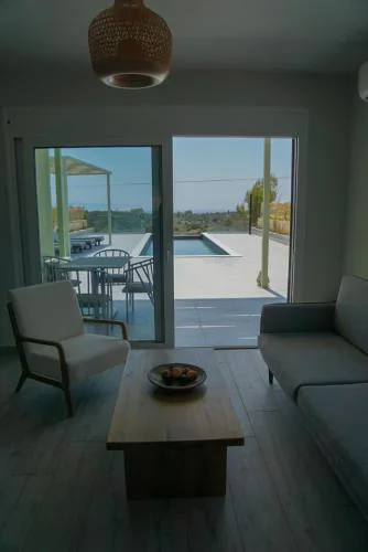 MENTOROS VILLAS