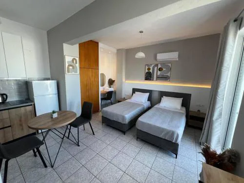 Ilias Nest 4