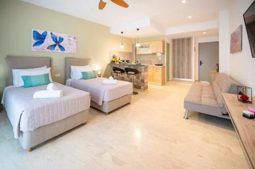 Studio with Balcony - 3 min Walk to Beach - Diamond 3