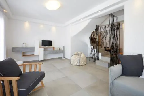 Modern & Comfortable Santorini Villa 3 Bedrooms Villa Aqua Private Pool