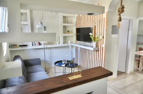 Adriana's Summer House