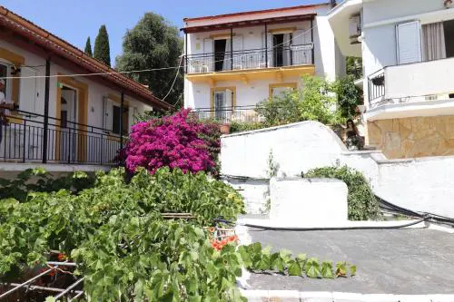 Antigone Apartments