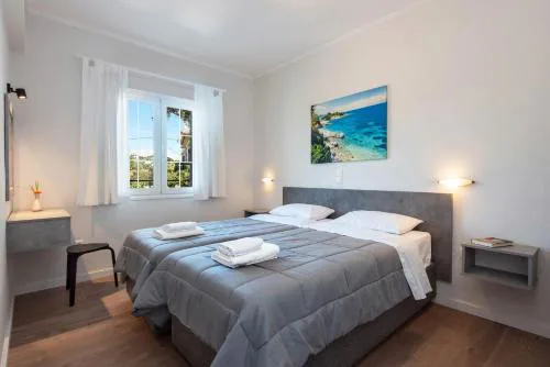 Balaris Apartments