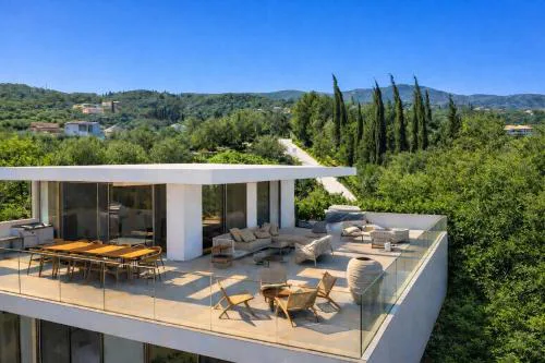Roger Estate