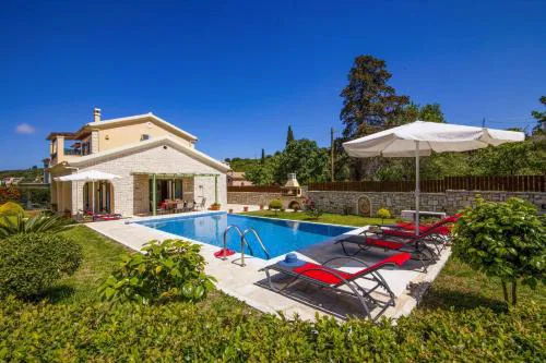 Villa Himara by Villa Plus