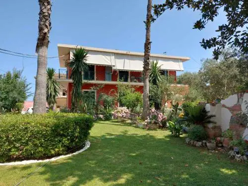 Niki Thalia Viros Apartment 1